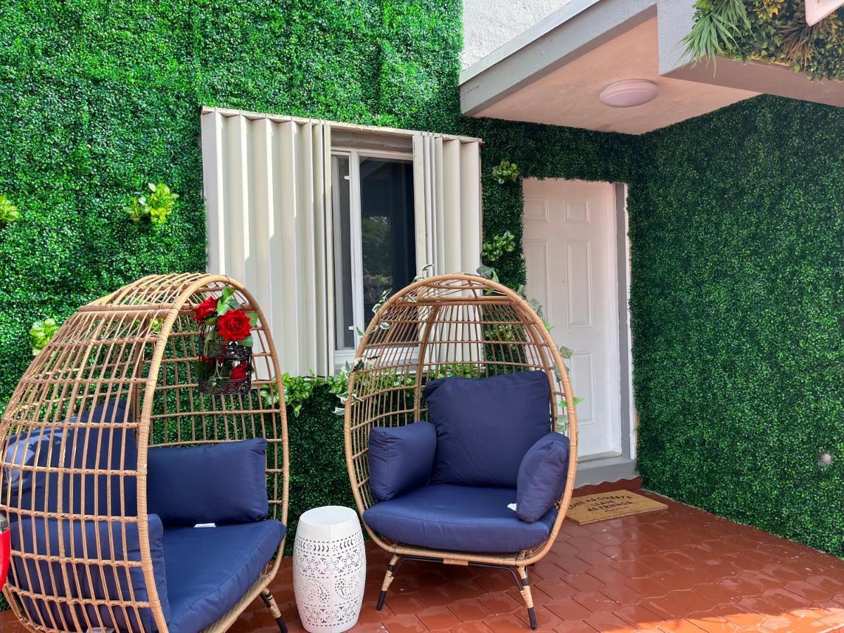Pensión Summer Gardens Wynwood Concept *